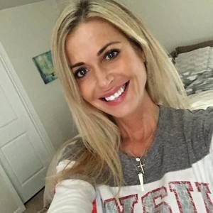 Meet your Posher, Angelynn